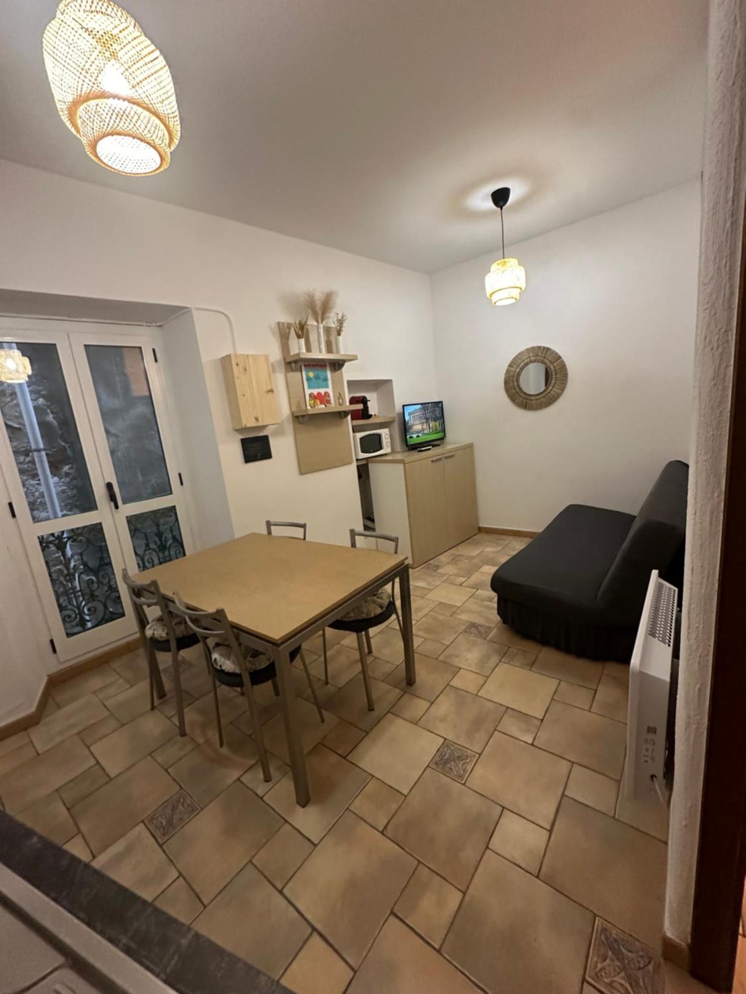 Capodanna, A Deux Pas Des Plages Au Coeur De La Vieille Ville Menton Exterior photo